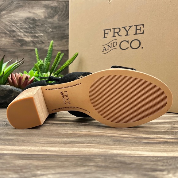 NIB Frye & Co. Bryn Ankle Strap Black Perforated Leather City Sandal Heels 8M - Picture 9 of 12